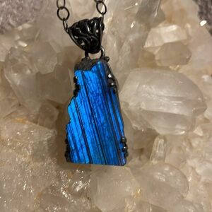 Necklace labradorite
